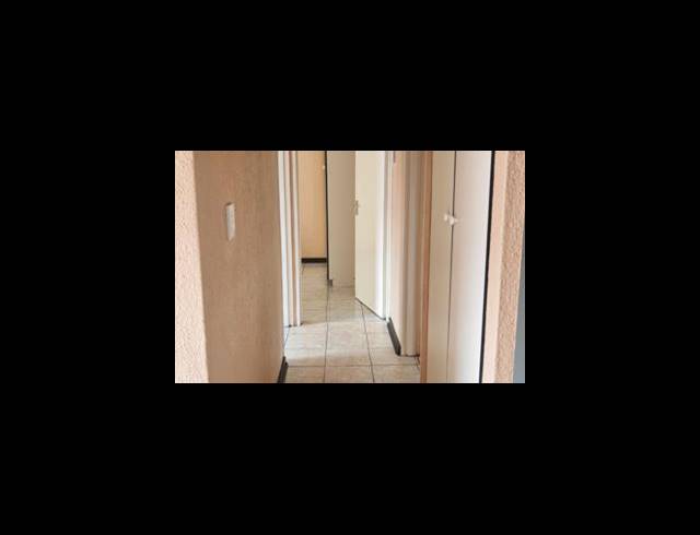 2 bed property to rent in ORMONDE